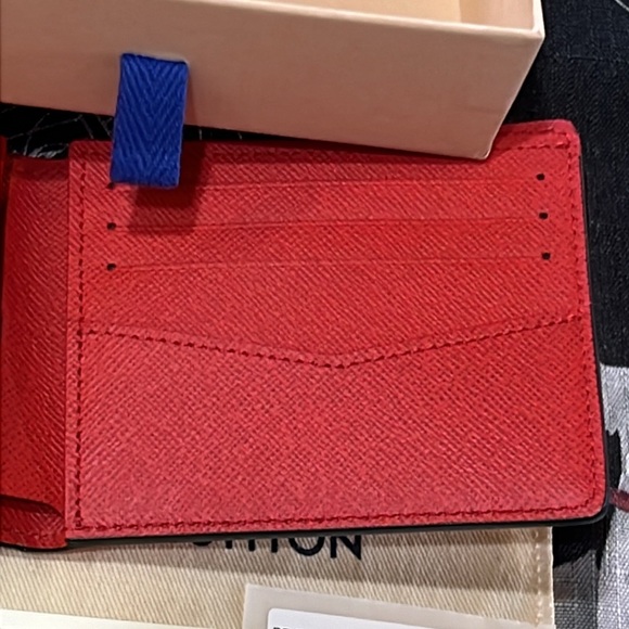 2018 LOUIS VUITTON FIFA COLLECTION WORLD CUP EPI RED/WHITE ROGUE SLENDER WALLET - Picture 12 of 13